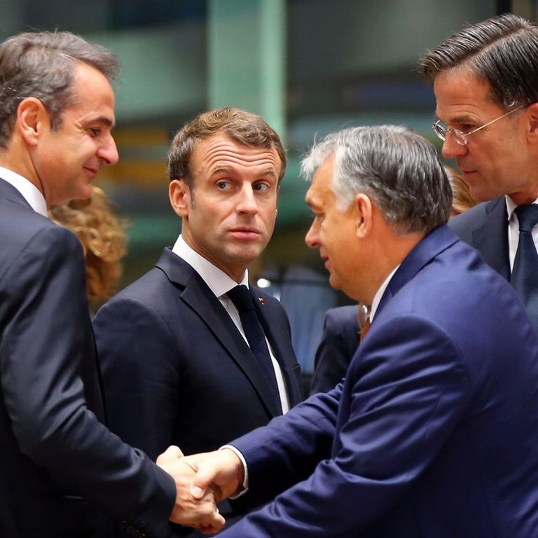 I primi misnitri, da sinistra: Kyriakos Mitsotakis (Grecia), Emmanuel Macron (Francia), Viktor Orban (Ungheria) e Mark Rutte (Olanda)&nbsp;
