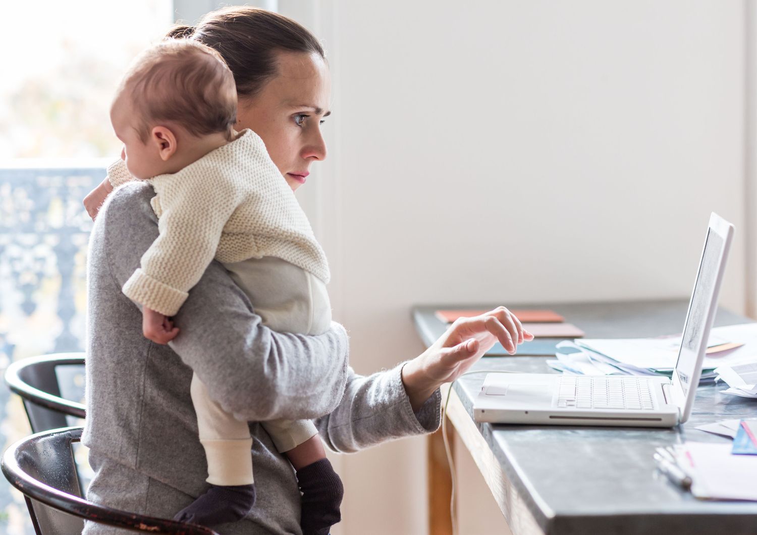 Donne e lavoro, la crisi Covid pesa soprattutto su di loro