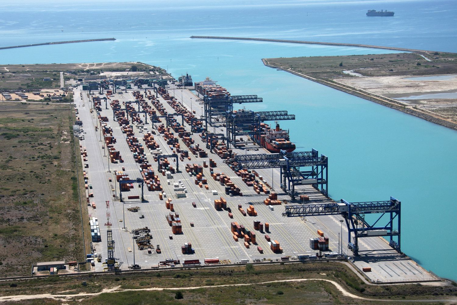 Il Porto industriale di Cagliari