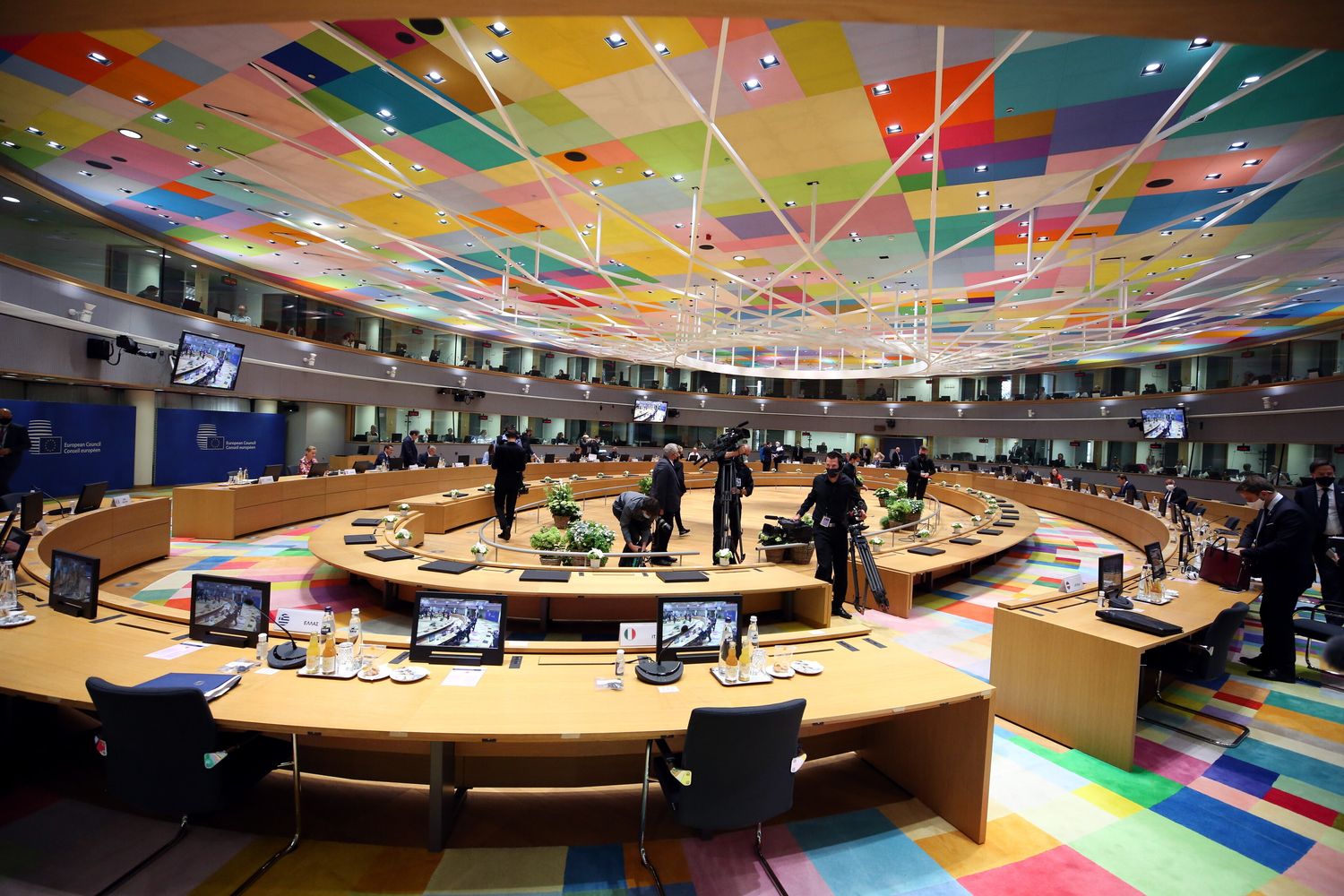 Ue: un momento dei lavori del Consiglio europeo che ha varato il Recovery Fund