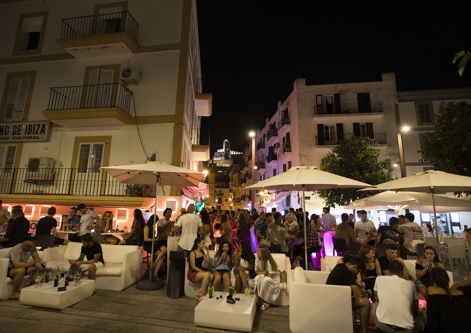 Spagna: movida a Ibiza