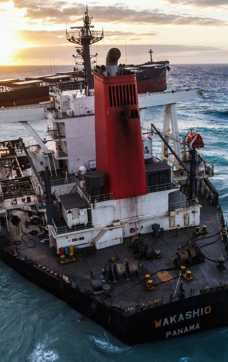 <span style="color: rgb(69, 69, 69); font-family: &quot;Helvetica Neue&quot;;">Mauritius, petroliera giapponese incagliata</span>