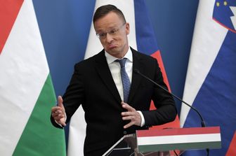 Il ministro degli Esteri ungherese  P&eacute;ter Szijj&aacute;rt&oacute;