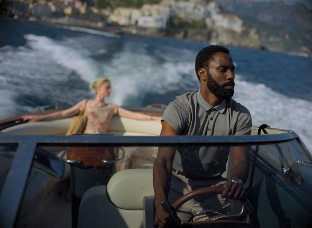 Una scena di 'Tenet' nelle acque della Costiera Amalfitana