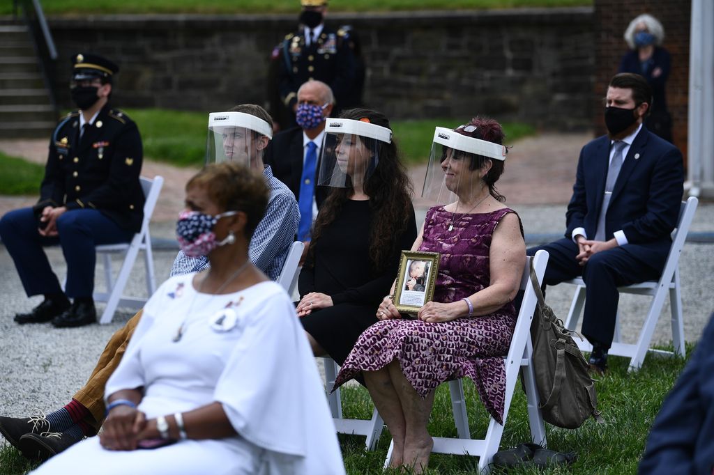 Pubblico in attesa del discorso di Mike Pence alla Convention repubblicana a Fort McHenry