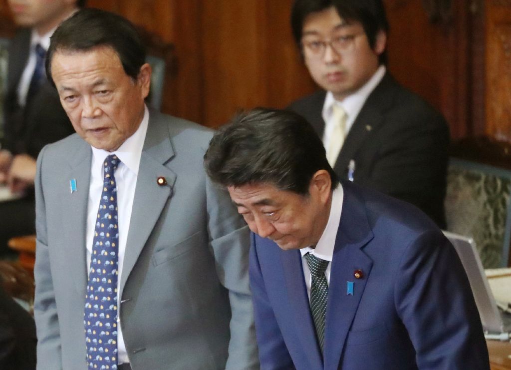 Taro Aso e Shinzo Abe