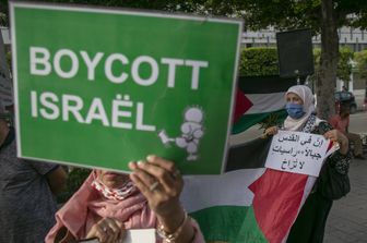 emirati arabi mettono fine boicottaggio israele