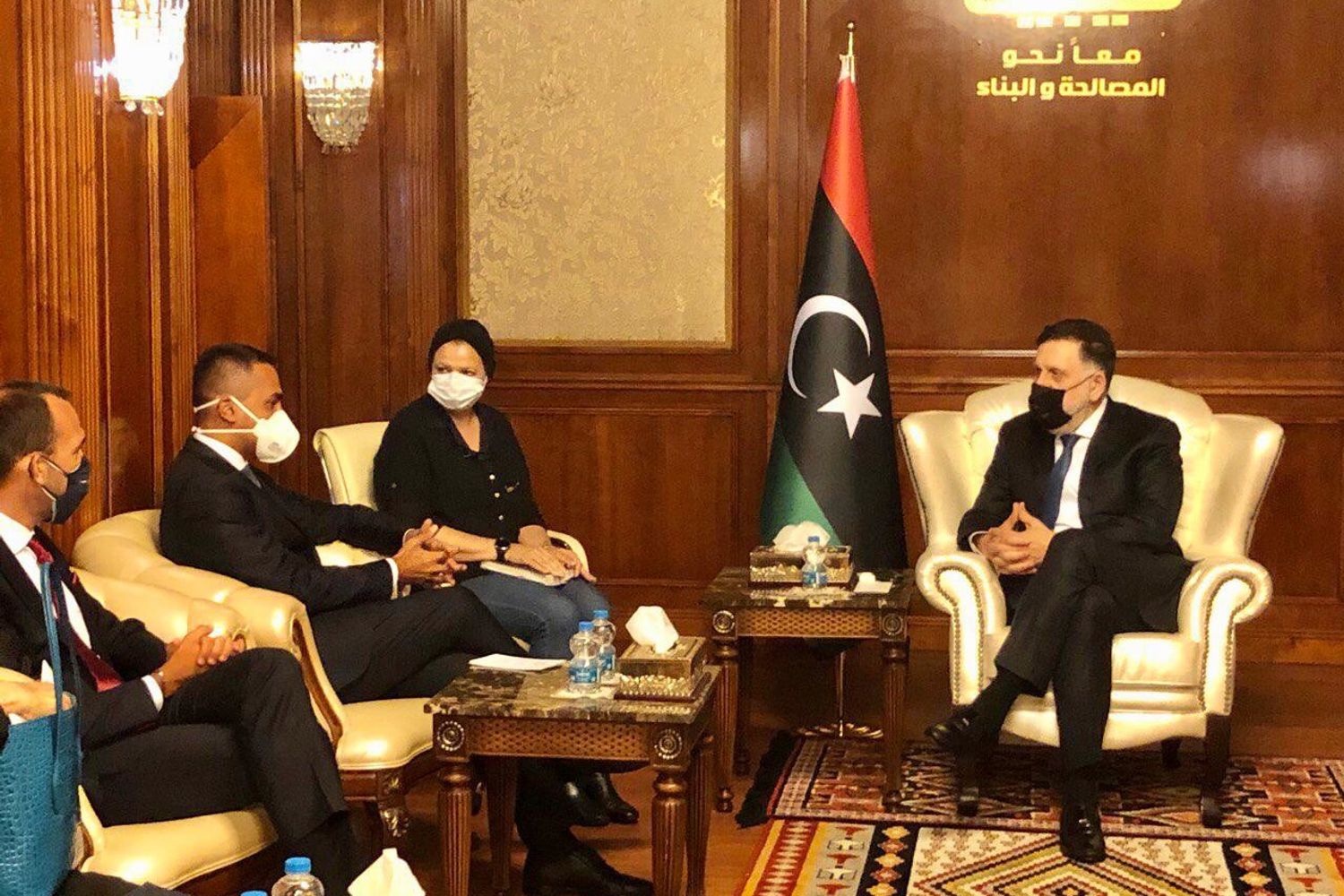 Di Maio a colloquio con Al Serraj a Tripoli