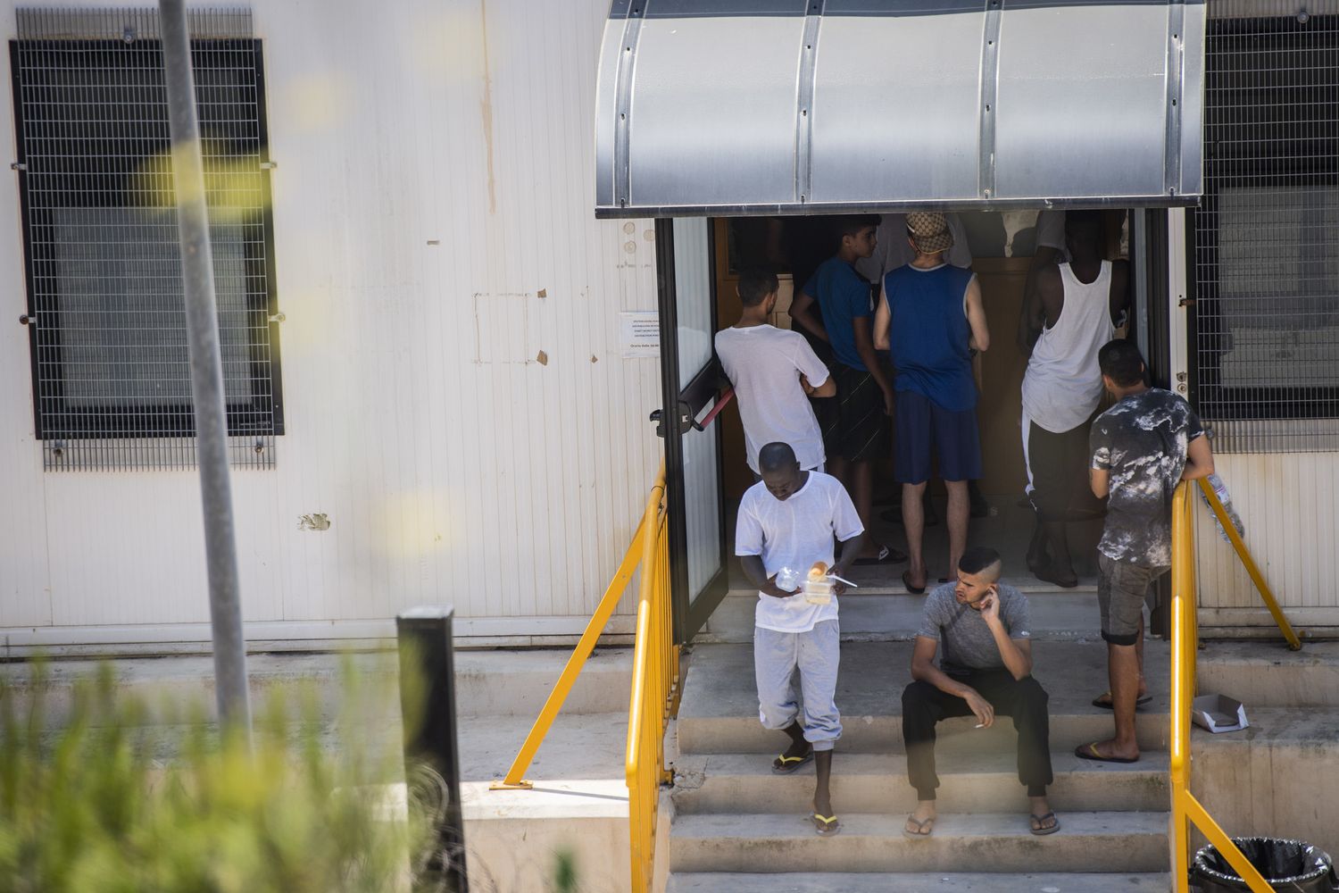 &nbsp; La permanenza all'hotspot di Lampedusa