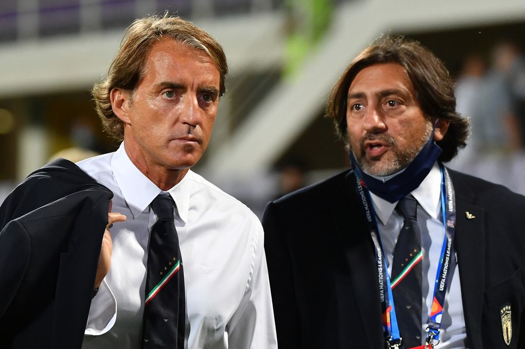 Roberto Mancini lascia lo stadio di Firenze dopo il pareggio con la Bosnia in Nations League
