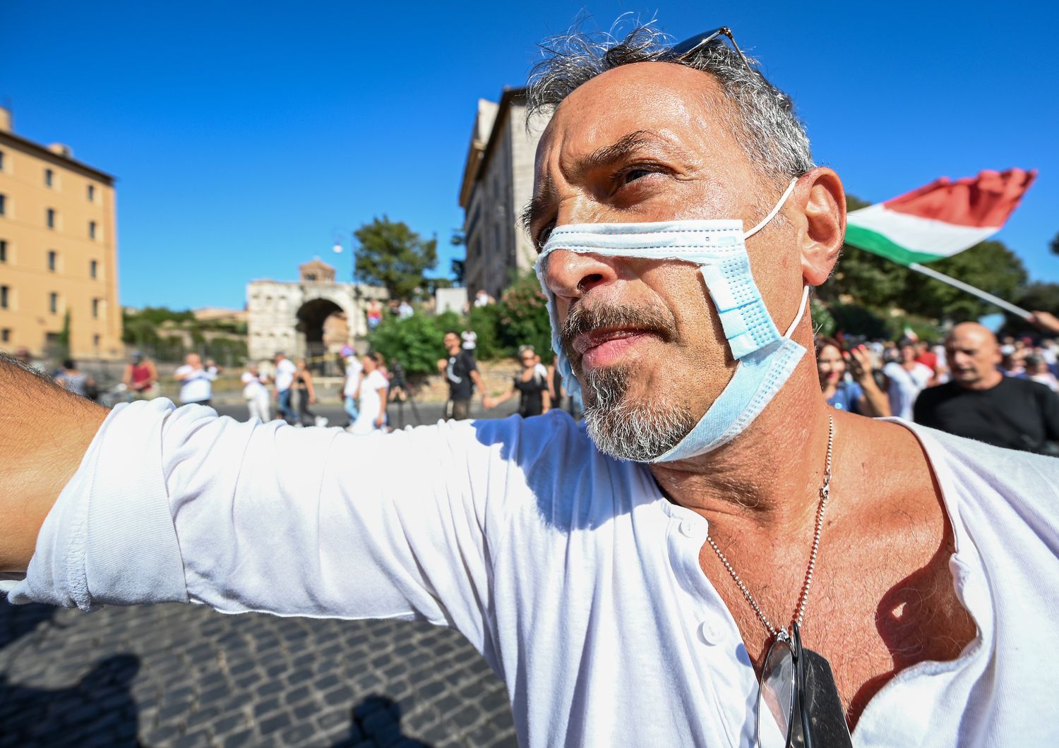 Manifestazione &quot;no mask&quot; a Roma