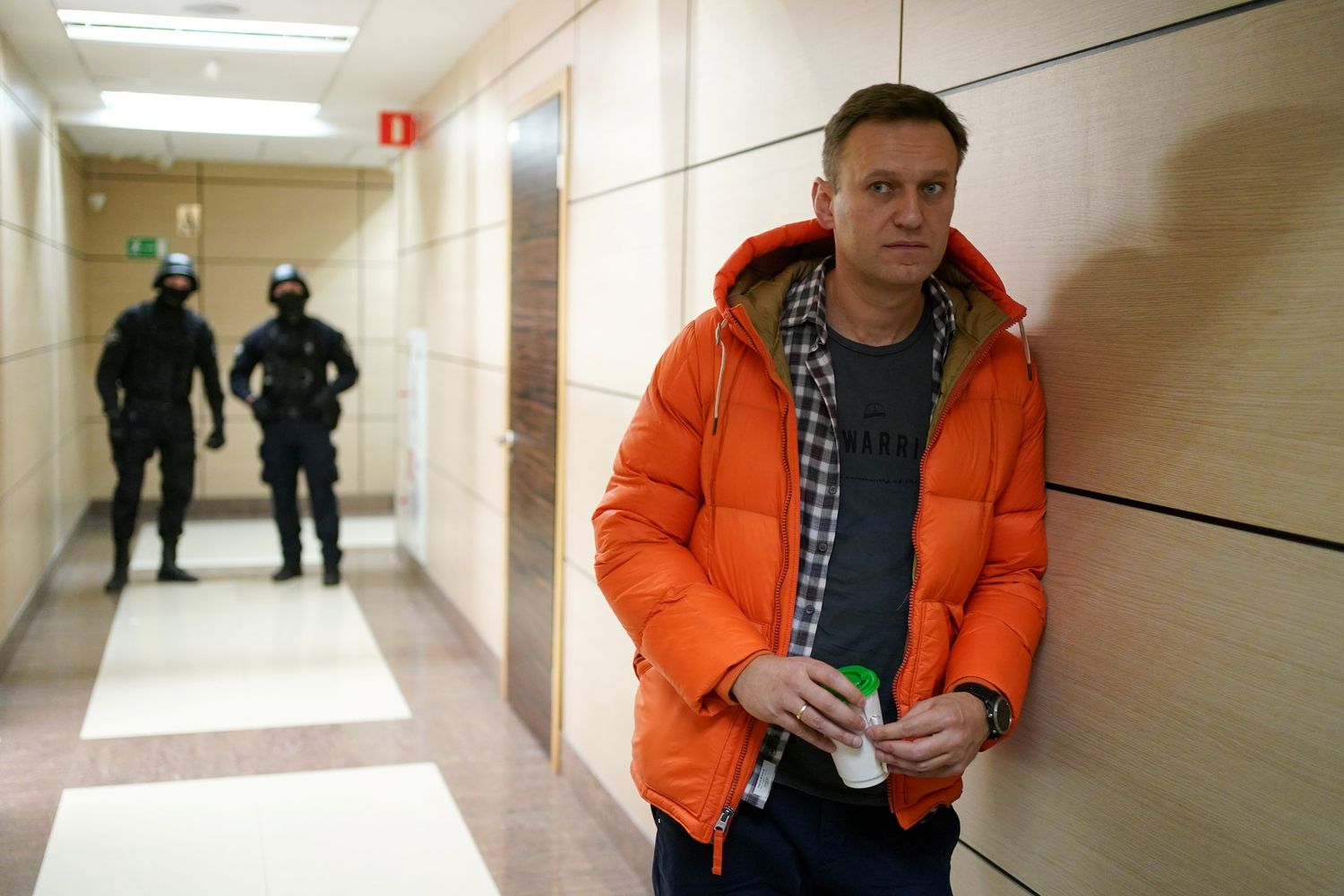 Il dissidente russo Alexei Navalny negli uffici della sua Fondazione anti corruzione a Mosca
