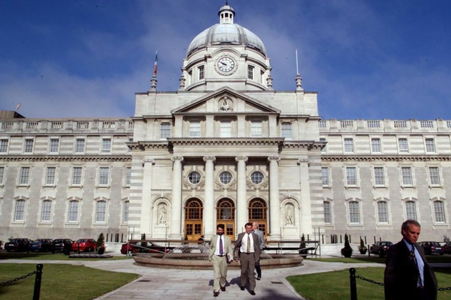 Il complesso governativo a Dublino