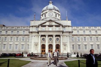 Il complesso governativo a Dublino