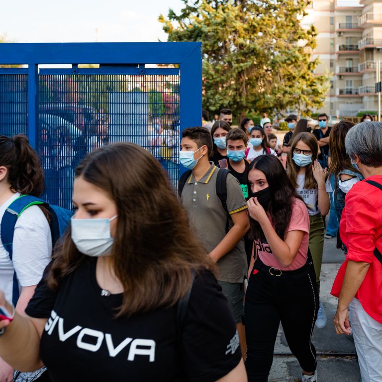Coronavirus, scuola a Molfetta