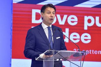 Conte alla Fiera del Levante