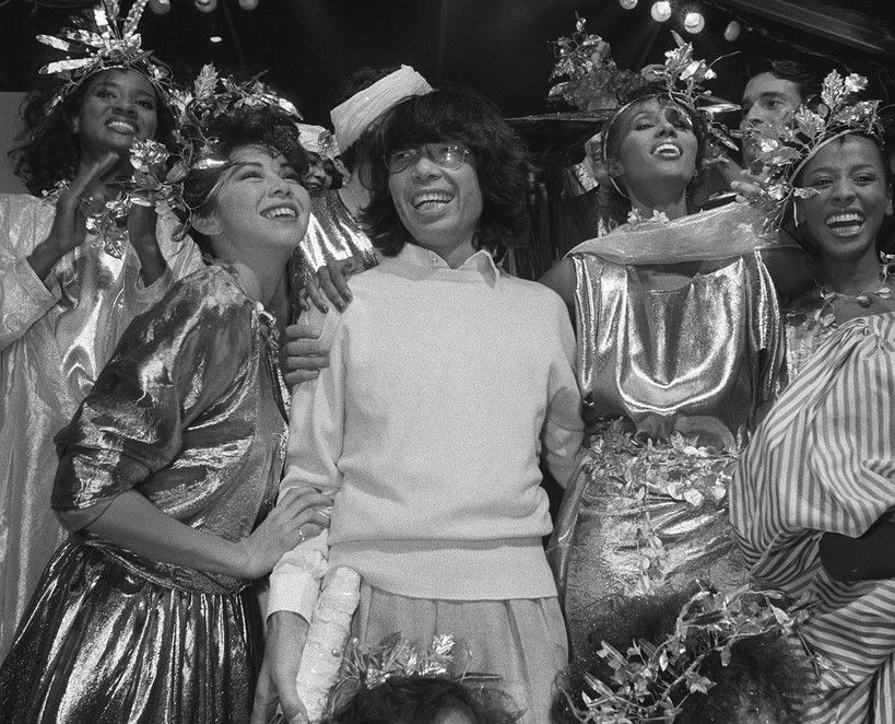 Kenzo alla presentazione della collezione autunnale 1983