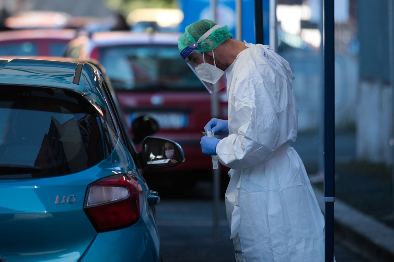 Tamponi, drive in. Roma