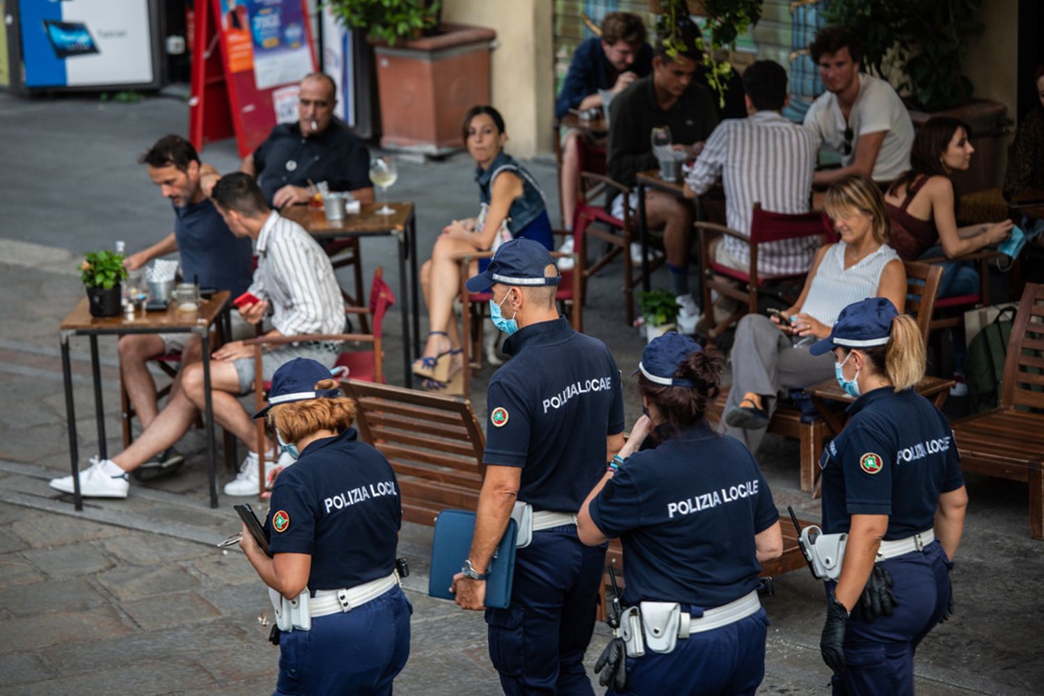Controlli anti Covid nelle citt&agrave; italiane
