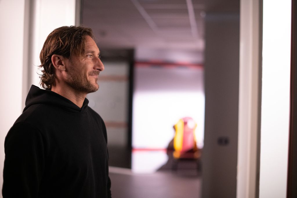 Francesco Totti in una scena del documentario di Alex Infascelli