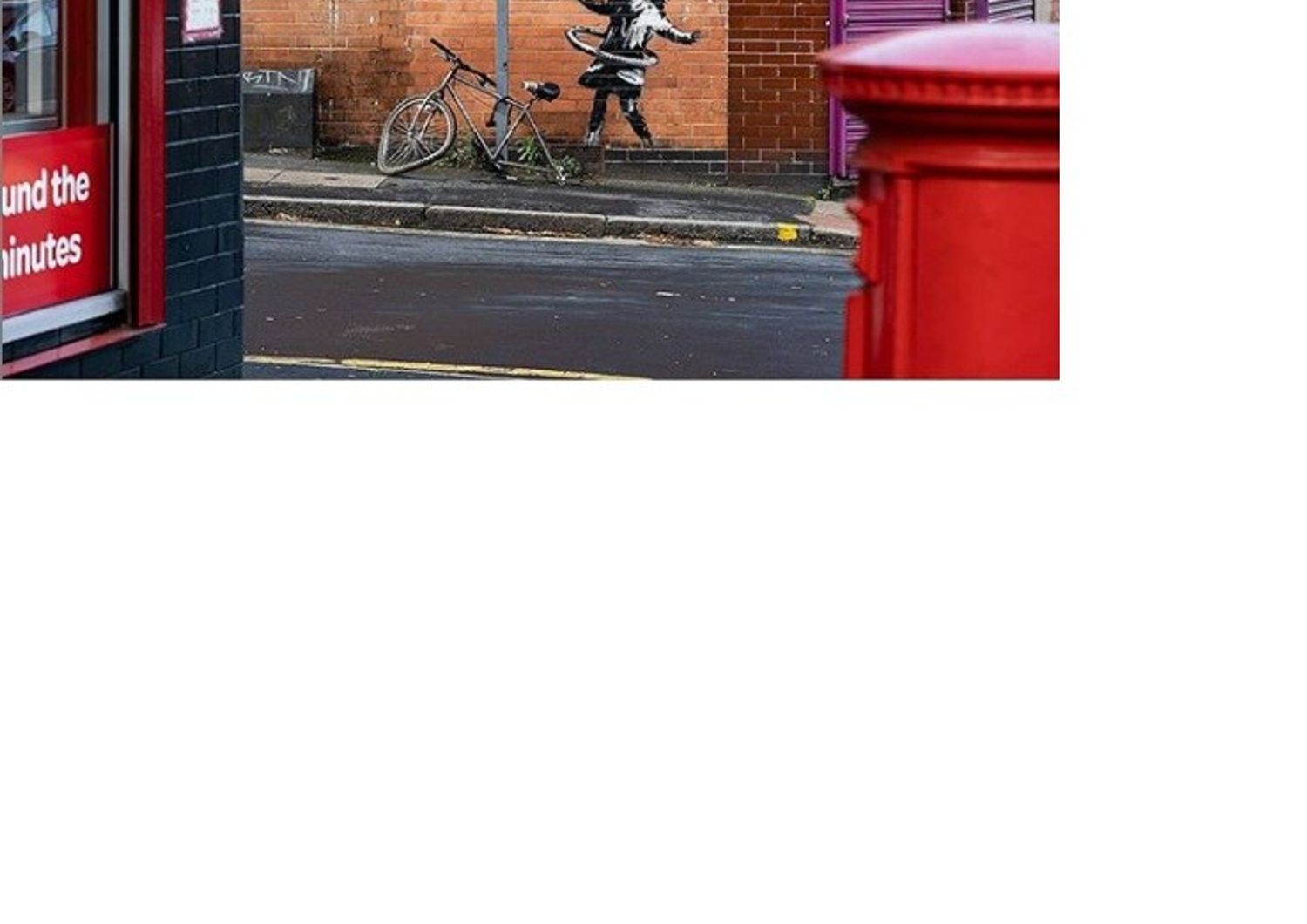 bimba&nbsp;hula-hoop&nbsp;bici rotta nuovo Banksy