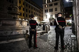 Chiusure serali, coprifuoco contro la movida