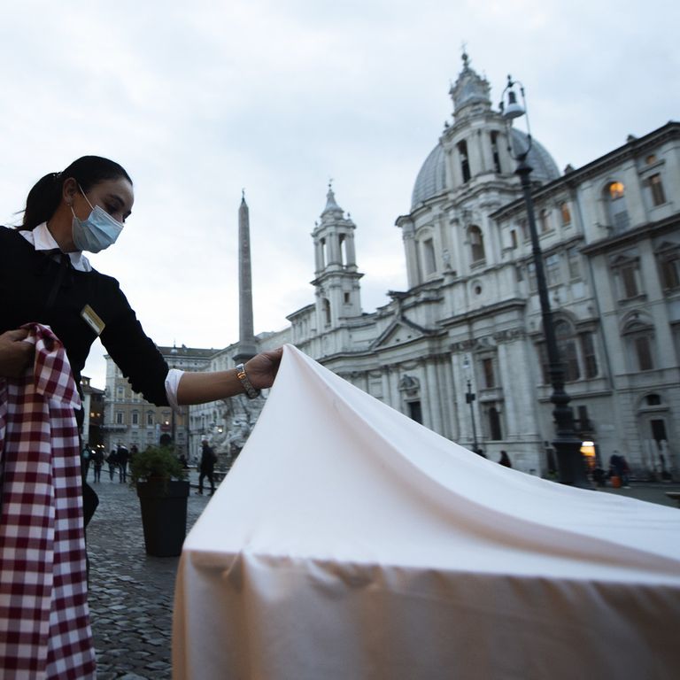 Tavolo di un ristorante a Roma