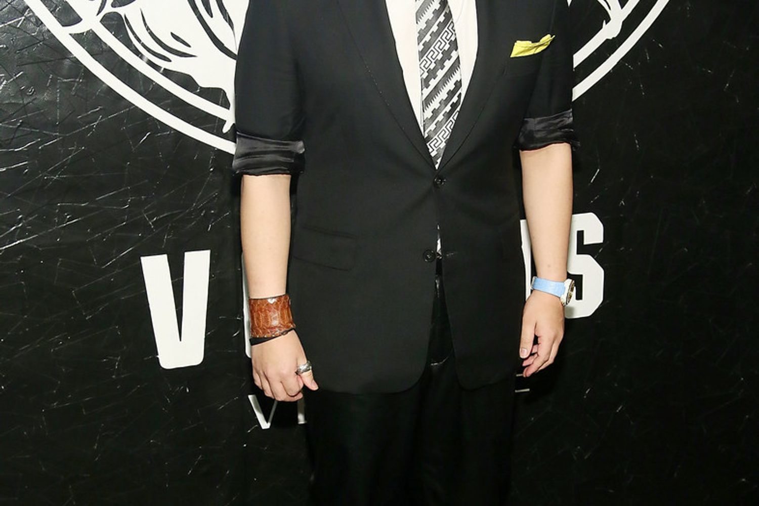 Azim del Brunei a una sfilata di Donatella Versace nel 2013