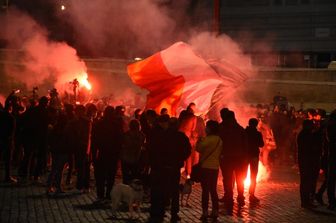 Scontri a Roma contro misure Dpcm