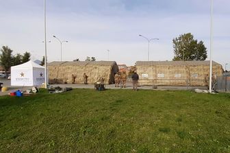 &nbsp;Tensostrutture allestite presso ospedale di Rivoli, nel torinese