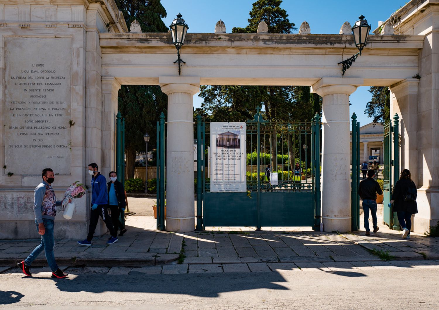 Entrata cimitero