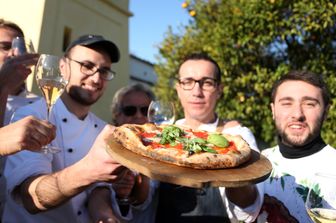 Pizza, vino, export italiano