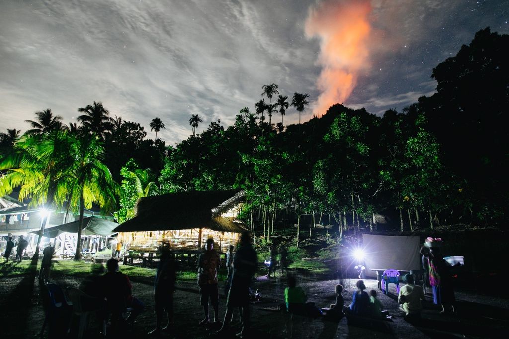 Il vulcano Manam in Papua Nuova Guinea