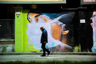 Il murales di Milano in omaggio del personale impegnato contro il coronavirus vandalizzato