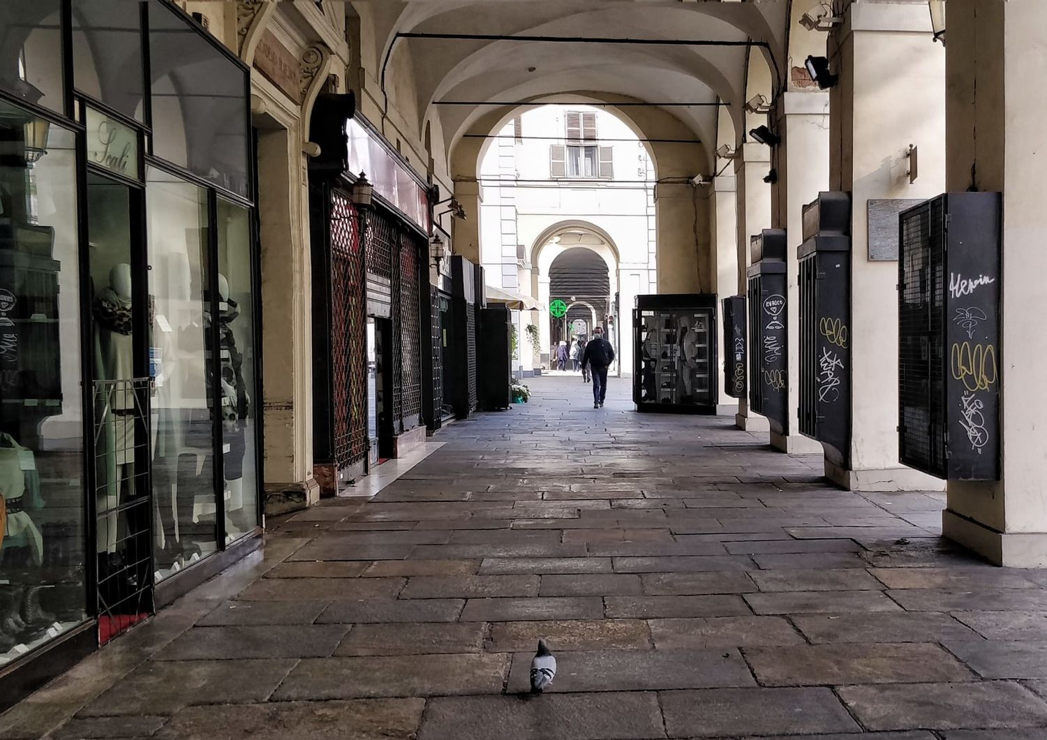 Il centro di Torino nel primo giorno di &quot;zona rossa&quot;