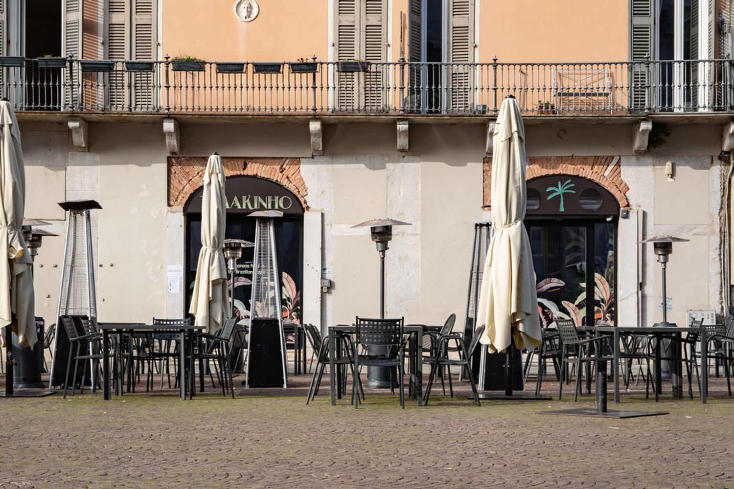&nbsp;Un bar chiuso a Brescia, Lombardia, piena zona rossa.&nbsp;