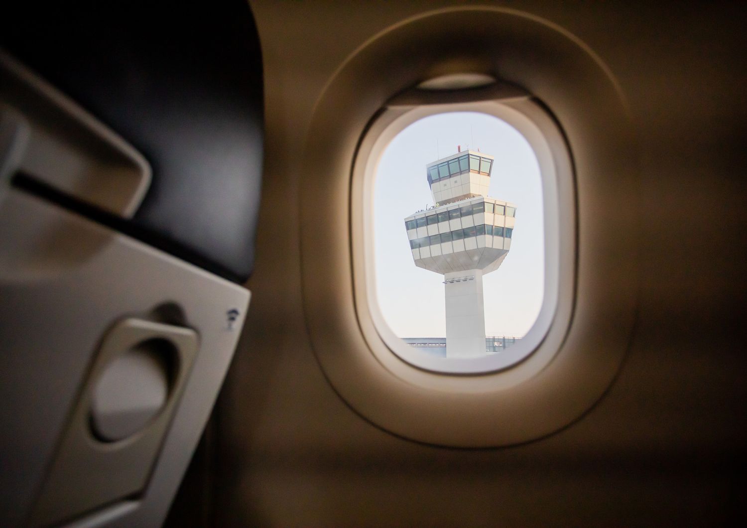 La Torre di Tegel vista dall'obl&ograve; dell'ultimo volo in partenza