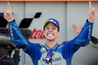 Joan Mir, trionfo a Valencia e ipoteca sul campionato di MotoGp