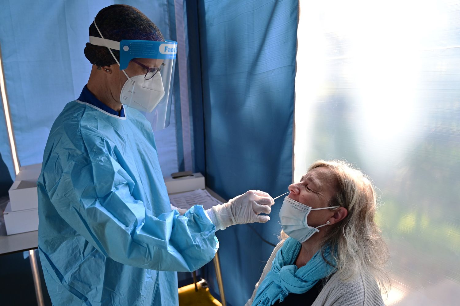 Tamponi, Covid. Roma