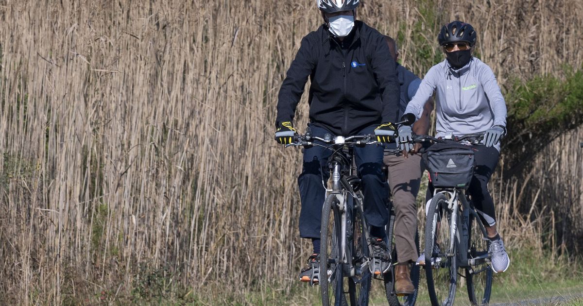 mini cooper travolge una bici elettrica 1 morto a roma