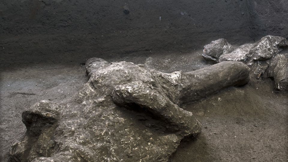I calchi dei corpi ritrovati a Pompei