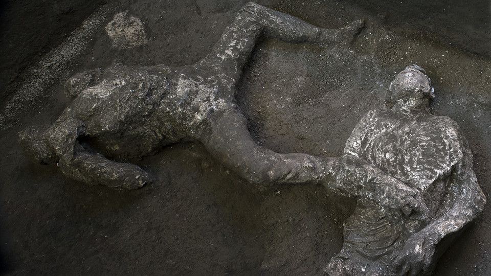I calchi dei corpi ritrovati a Pompei