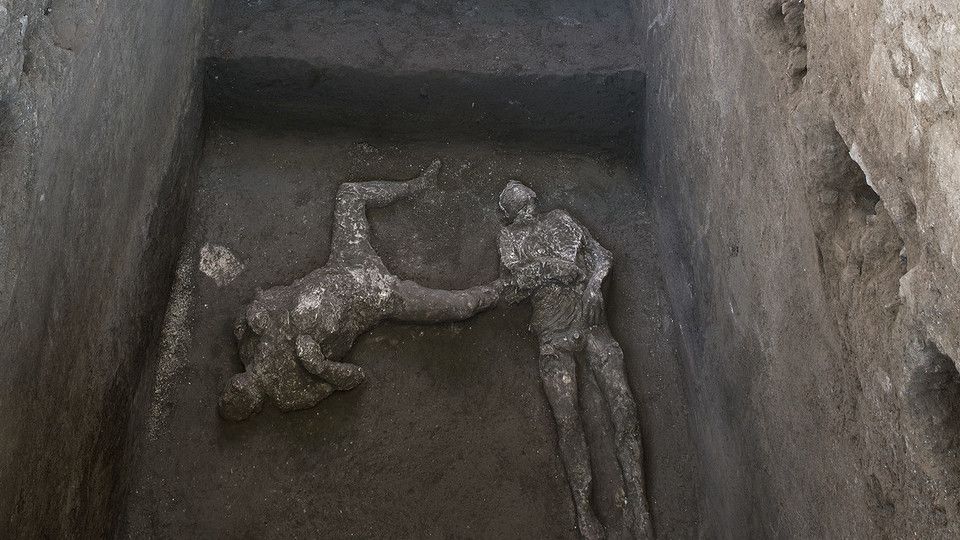 I calchi dei corpi ritrovati a Pompei