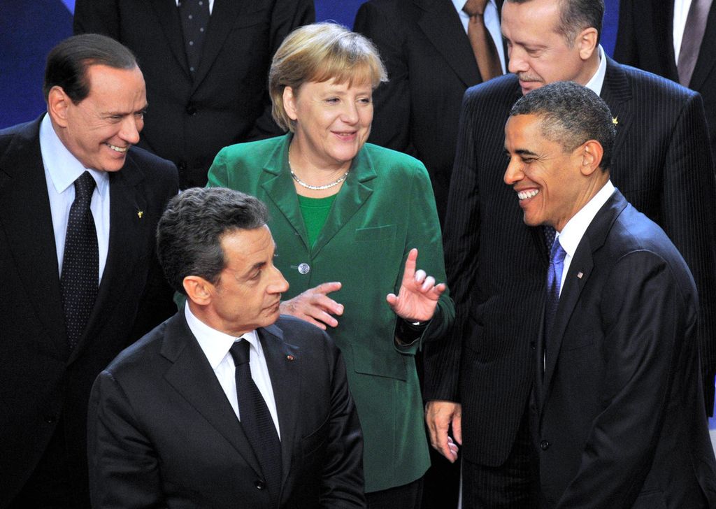 Berlusconi, Sarkozy, Merkel, Erdogan Obama al G20 del 2011