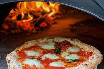 Un forno domestico a legna