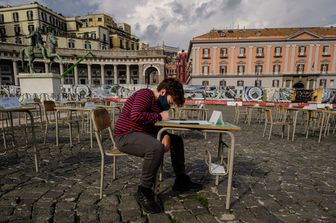 Una manifestazione di studenti contro la dad