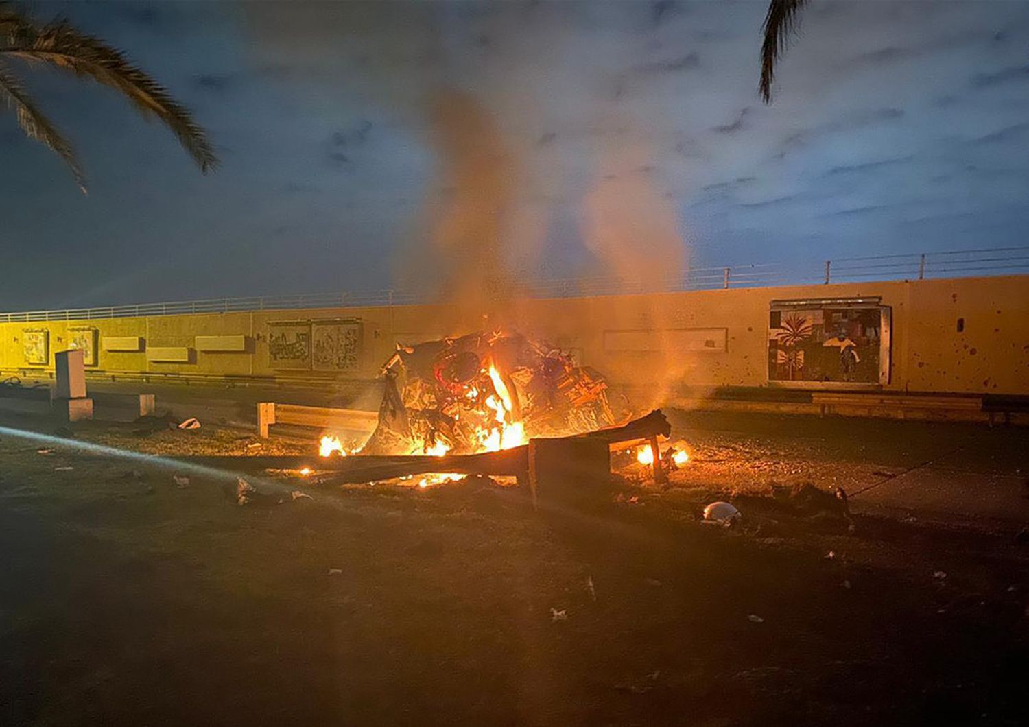 L'auto di Soleimani colpita da un drone