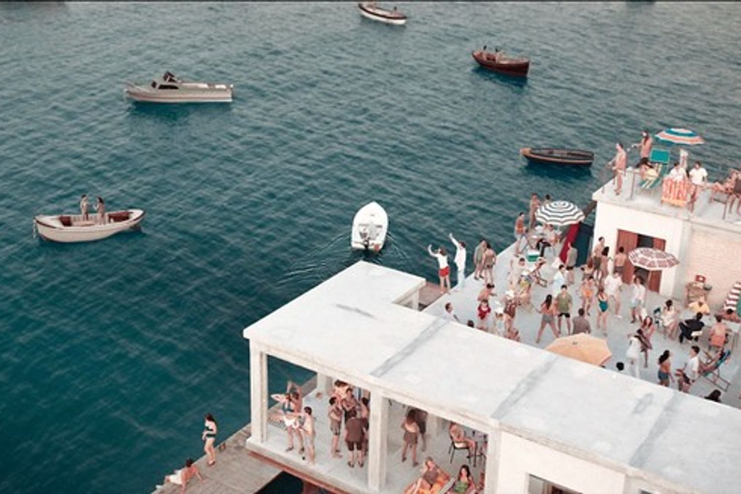 Su Netflix 'L'incredibile storia dell'Isola delle Rose'