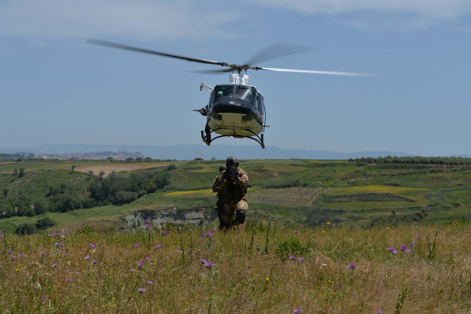 Cacciatori di Calabria, Carabinieri