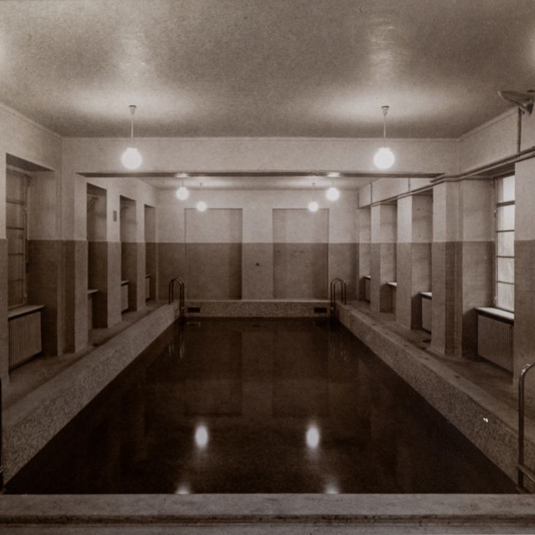 La piscina dove nuotava Mussolini quando andava a Torino